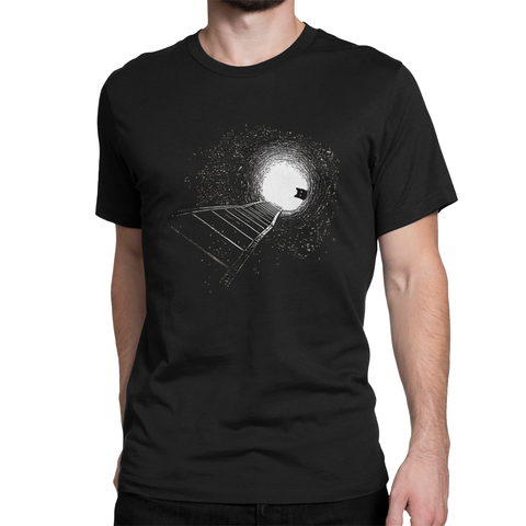 Cat exploring a well Unisex T-shirt Βαμβακερό